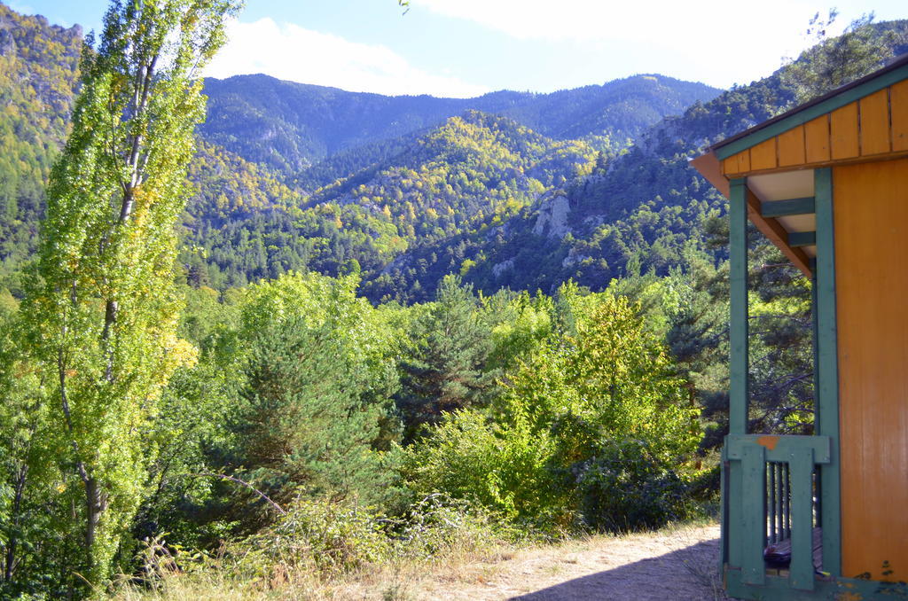 Camping Le P'Tit Bonheur Escaro Exteriér fotografie